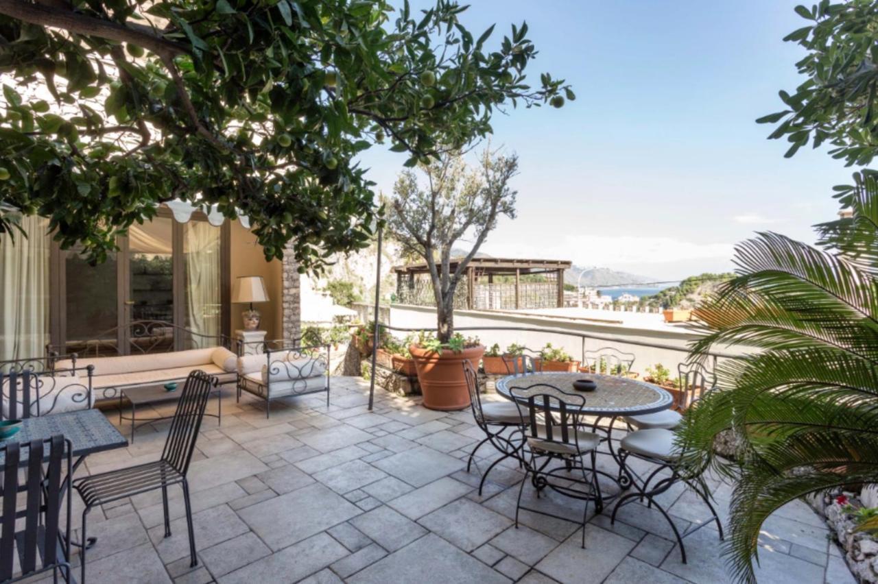 VILLA ELEONORA ISOLA BELLA Sea view Small Pool + Jacuzzi Taormina Esterno foto