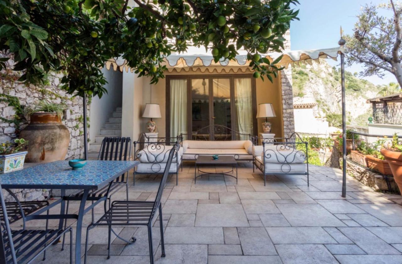 VILLA ELEONORA ISOLA BELLA Sea view Small Pool + Jacuzzi Taormina Esterno foto