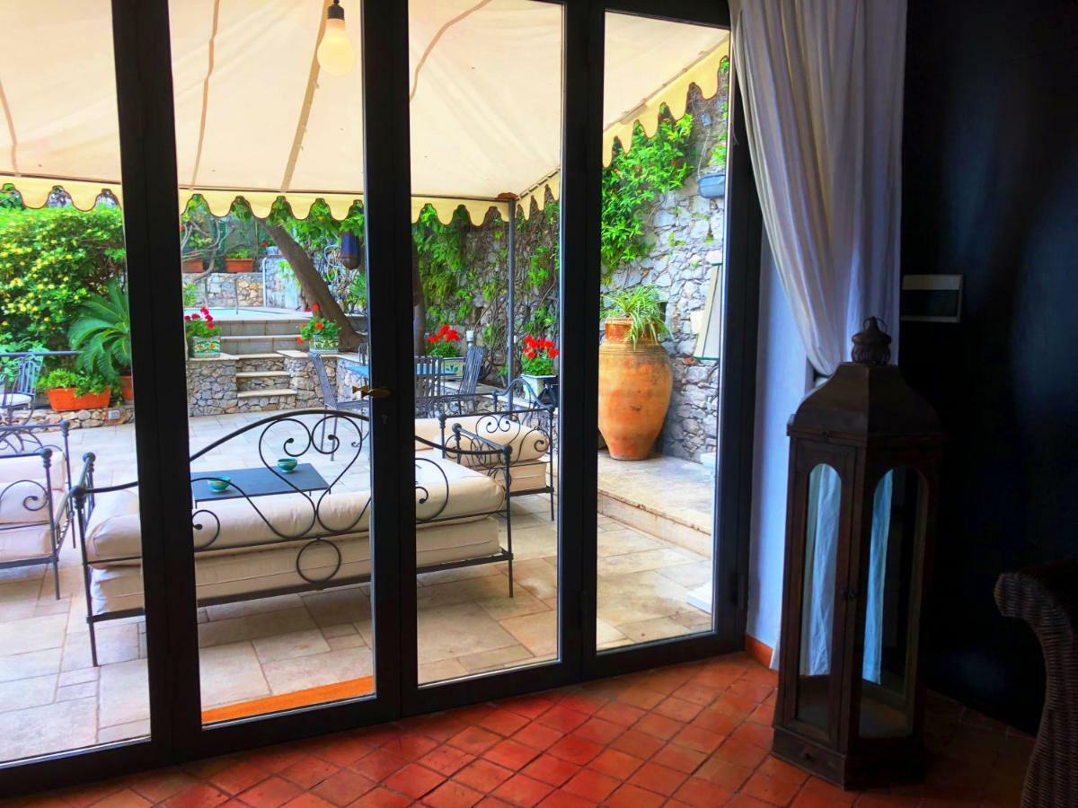VILLA ELEONORA ISOLA BELLA Sea view Small Pool + Jacuzzi Taormina Esterno foto