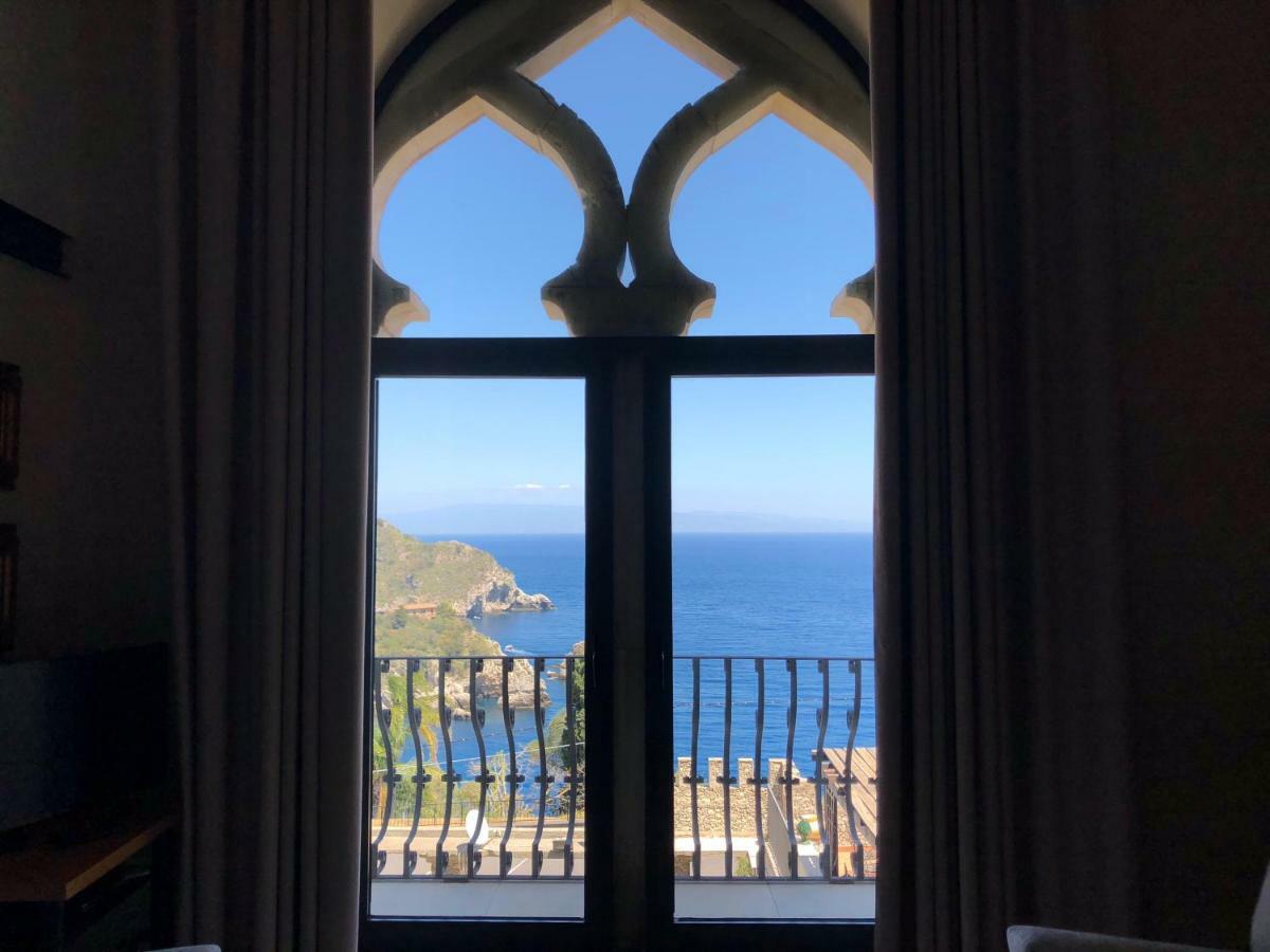 VILLA ELEONORA ISOLA BELLA Sea view Small Pool + Jacuzzi Taormina Esterno foto